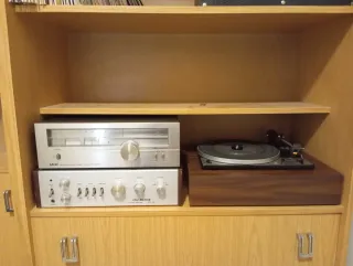 Tocadisco dual modelo 1225 sintonizador akai 2250