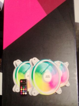 Kit 3 Ventiladores blancos Fan 120mm ARGB/mando