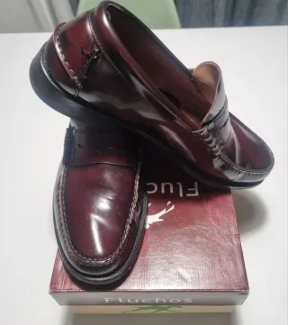 Mocasines CARLO TOSTI Talla 45 Burdeos
