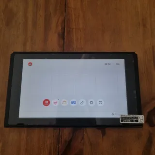 Nintendo Switch v1 con accessori