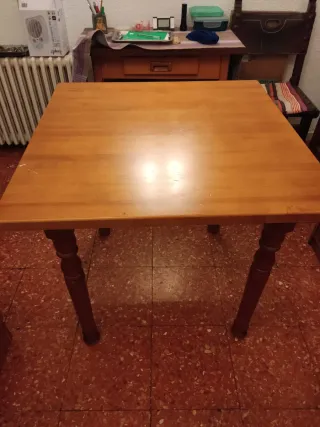 Juego de mesa de madera