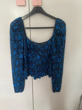 Blusa Zara Estampada Flores Azul/Negro