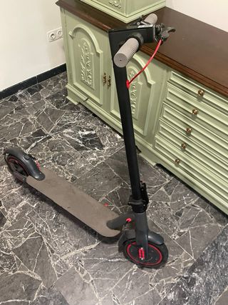 Patinete Eléctrico XFY - Como Nuevo