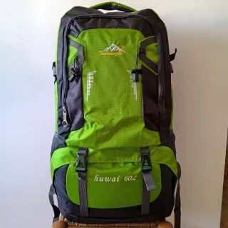 Mochila de montaña 60L impermeable – camping nueva