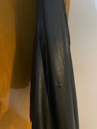 Chaqueta efecto piel Zara Talla XS