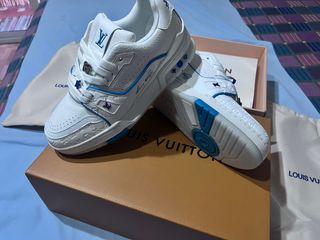 Zapatillas Louis Vuitton Talla 39 con sus papeles