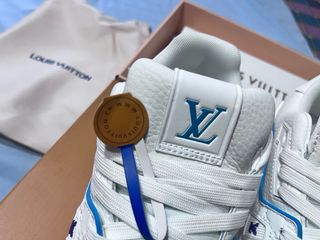 Zapatillas Louis Vuitton Talla 39 con sus papeles