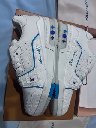 Zapatillas Louis Vuitton Talla 39 con sus papeles