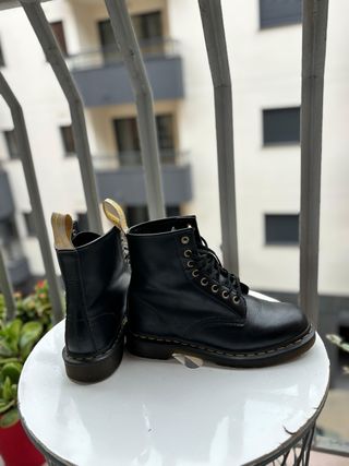 Botas Dr. Martens Vegan Talla 39