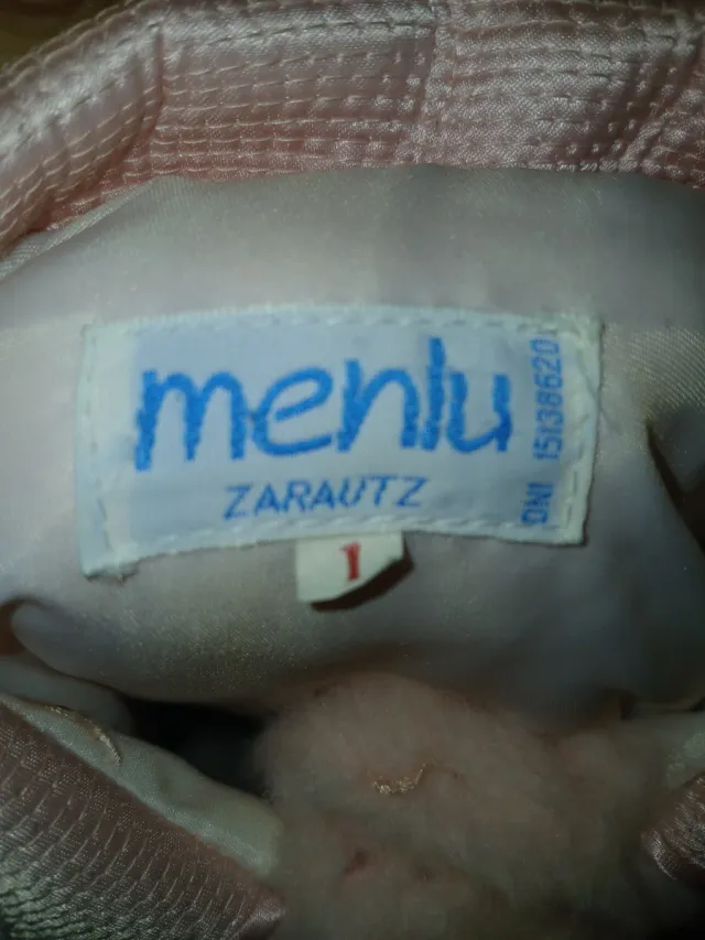 Abrigo rosa T.1 año