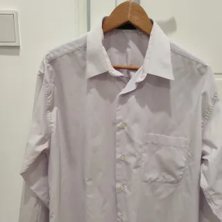 Camisa morada clara