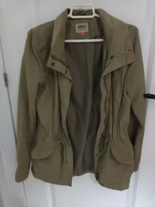 Chaqueta Only verde militar