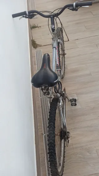 Bicicleta de paseo 26' VENETO