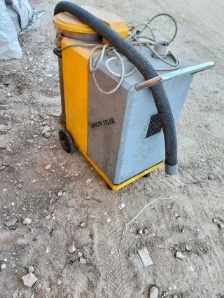 Aspiradora industrial trifásica