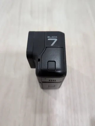 GOPRO 7 BLACK - AVERIADA