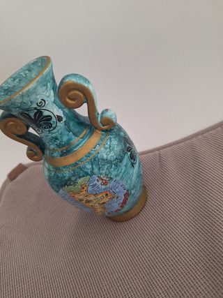 VASO CELESTE PER LA CASA