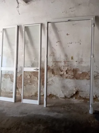 Puerta aluminio 2 hojas cristal climalit