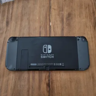 Nintendo Switch Negra Completa