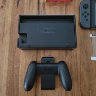 Nintendo Switch Negra Completa