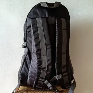 Mochila outdoor 40L – resistente e impermeable