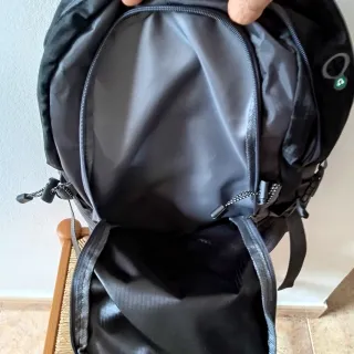 Mochila outdoor 40L – resistente e impermeable