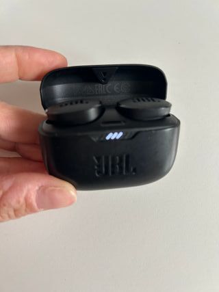 Auriculares Inalámbricos JBL Tune 130 NC Negros