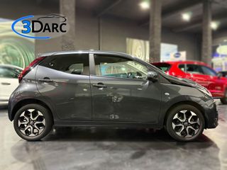 TOYOTA AYGO 1.0 XPLAY