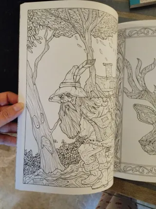 Dibujos y viajes fantásticos.Pintar para relajarse