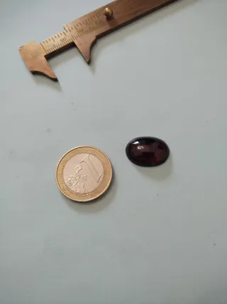 Granato cabochon eccezionale