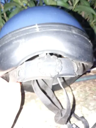 Casco de hípica azul con unicornio