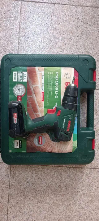 Taladro Bosch PSB 1800 LI-2 a batería