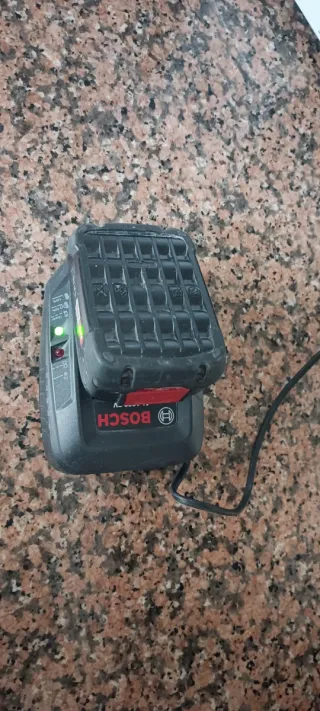 Taladro Bosch PSB 1800 LI-2 a batería