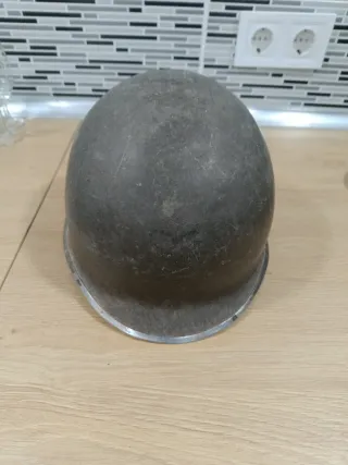 Casco militar antiguo Belga