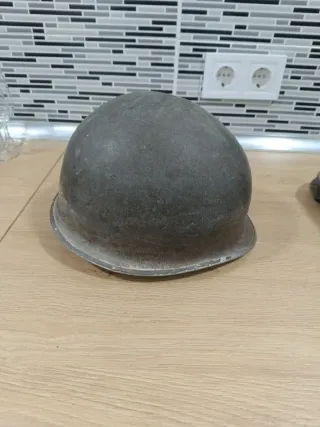 Casco militar antiguo Belga