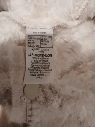 Polar beige con capucha sin estrenar