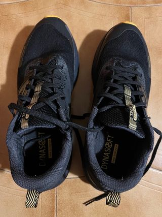 Scarpe sportive in Gore-Tex New Balance Uomo Nere