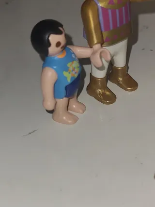 Lote 85. Playmobil Castañera