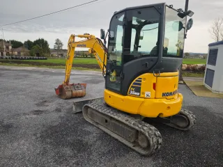 Komatsu PC35MR-5 - Año 2020 - 3 cazos