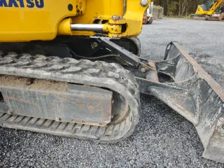 Komatsu PC35MR-5 - Año 2020 - 3 cazos