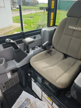 Komatsu PC35MR-5 - Año 2020 - 3 cazos