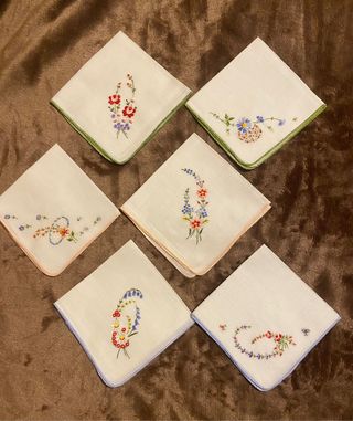 Set di 6 Fazzoletti Cotone Ricamati a Mano