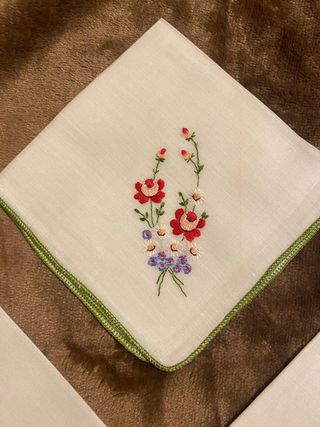 Set di 6 Fazzoletti Cotone Ricamati a Mano