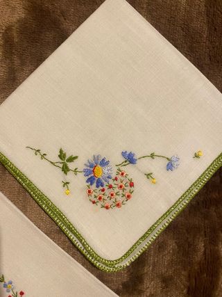 Set di 6 Fazzoletti Cotone Ricamati a Mano