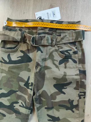 Pantalón NUEVO verde militar caqui cinturón S 36