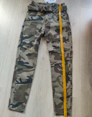 Pantalón NUEVO verde militar caqui cinturón S 36