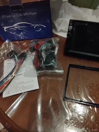 Autoradio 1din con schermo di 7 pollici,telecamera