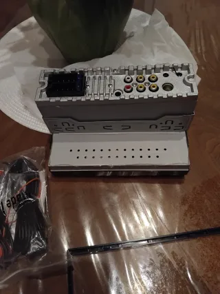 Autoradio 1din con schermo di 7 pollici,telecamera