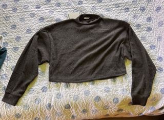 Jersey Bershka Talla L Gris Nuevo