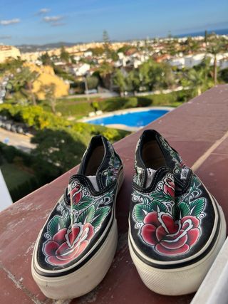 set de zapatillas de distintas tallas