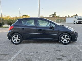 Peugeot 207 2010